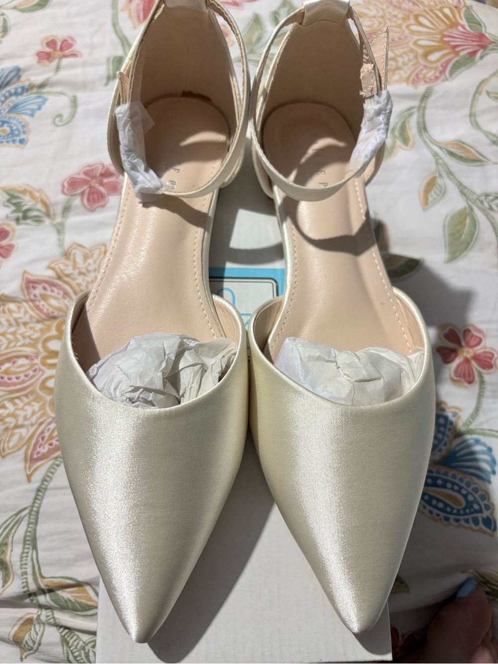 Womens pointed toe flats